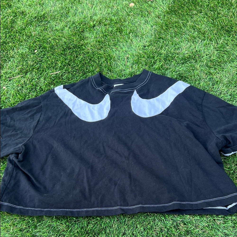 Nike Black Tee with White Logo Tag women’s size XL 100% cotton